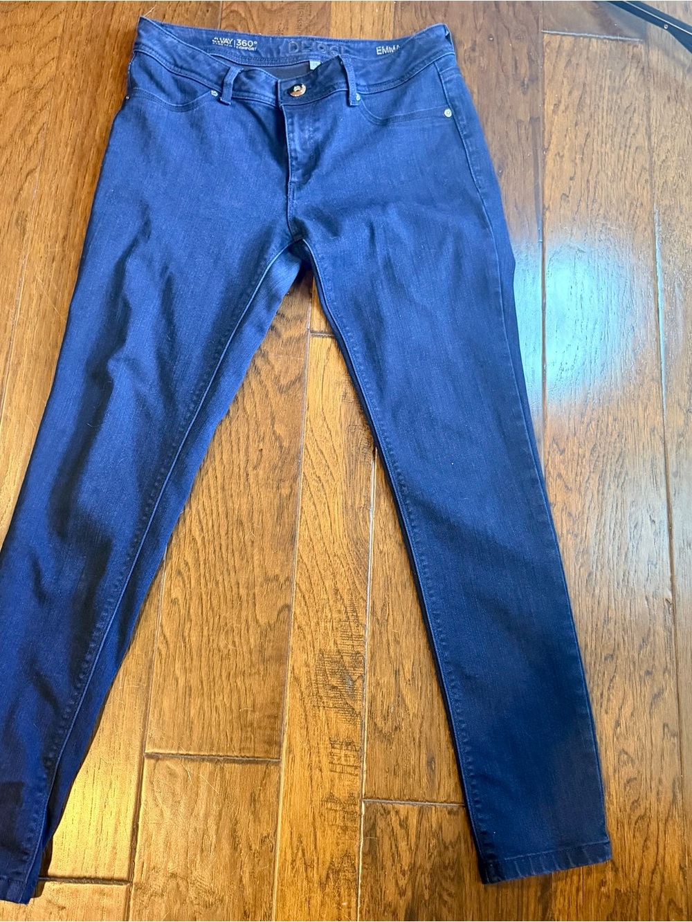 DL1961 Women's Skinny Jeans in Dark Blue